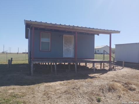 2074 County Road 306 Floresville TX 78114