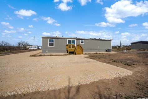 224 Private Road 4656 Hondo TX 78861