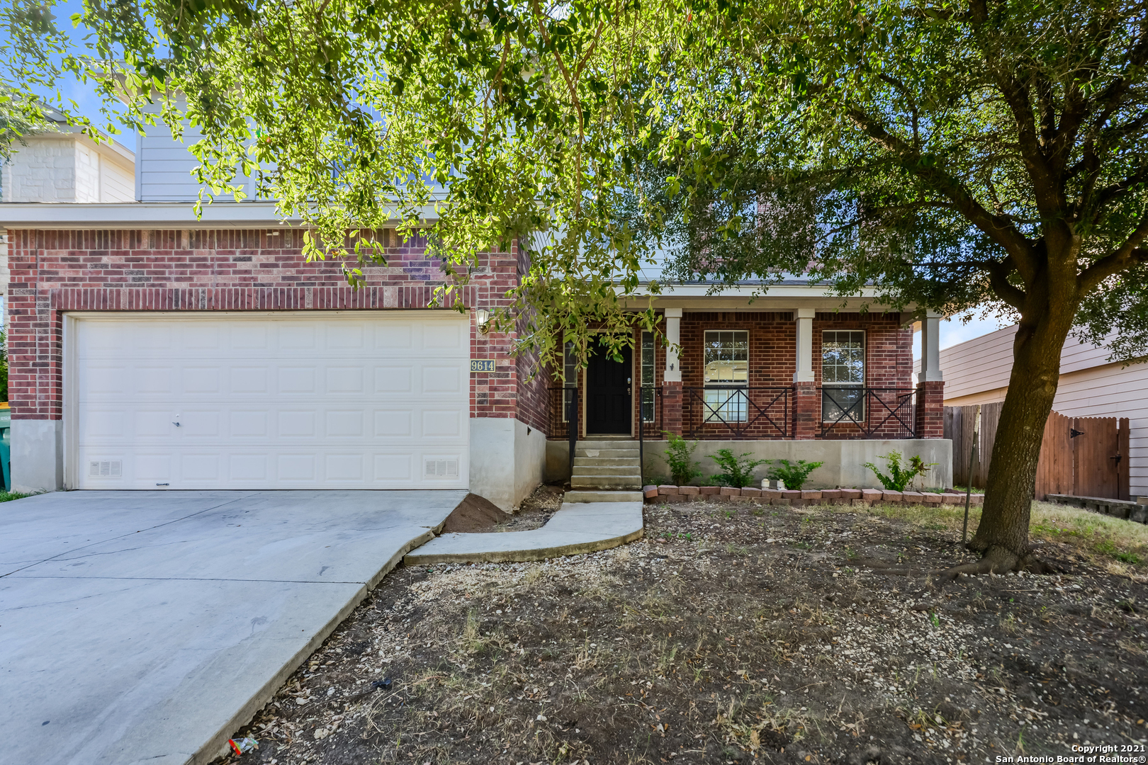 9614 Mediator Pass Converse TX 78109