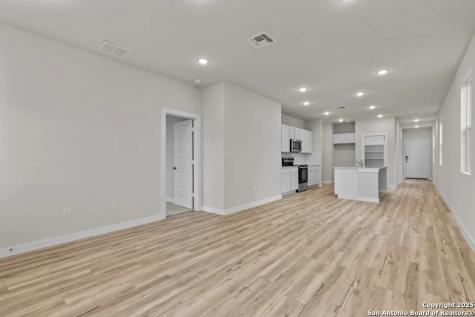 4350 Hobbiton Way New Braunfels TX 78130