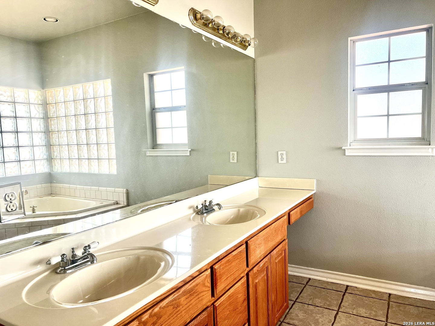 1816 Shepherds Bulverde TX 78163