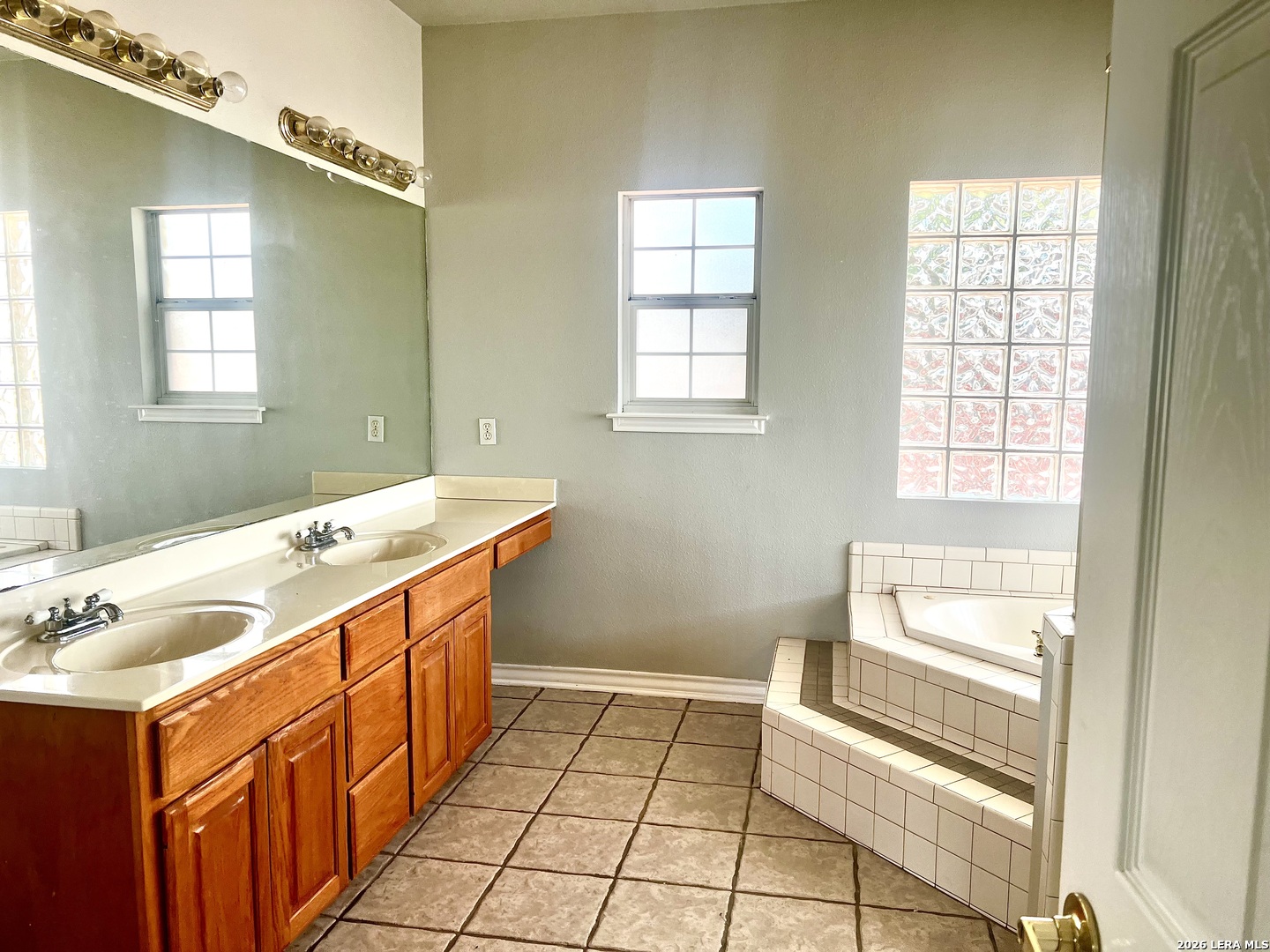 1816 Shepherds Bulverde TX 78163