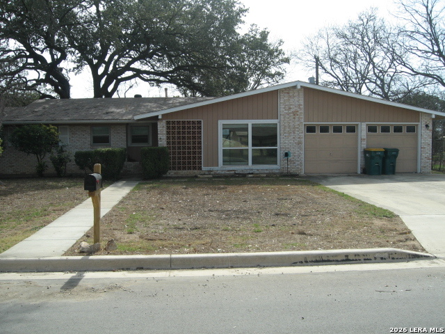 222 E Langley Universal City TX 78148