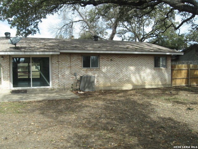 222 E Langley Universal City TX 78148