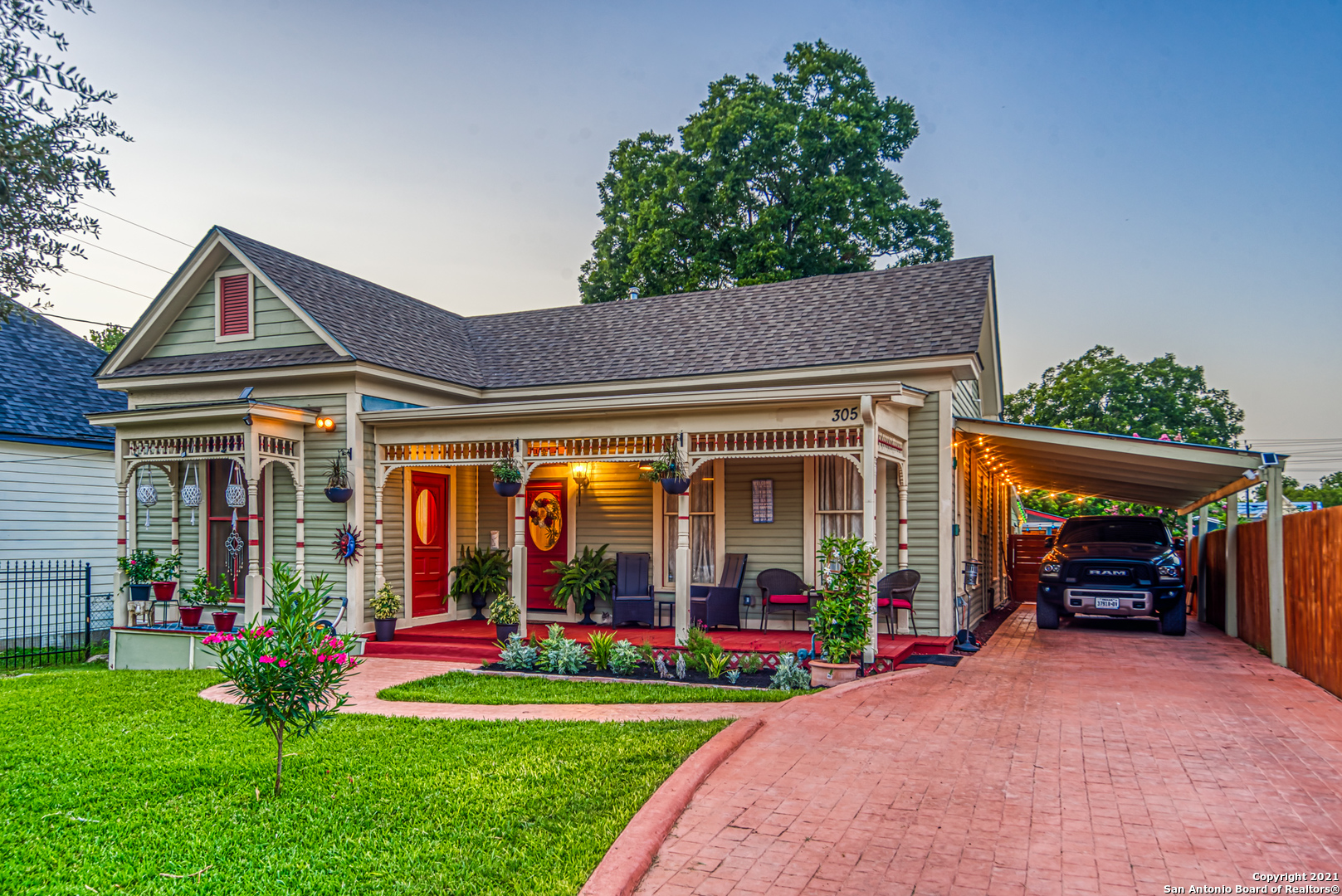 305 Lamar Street San Antonio TX 78202