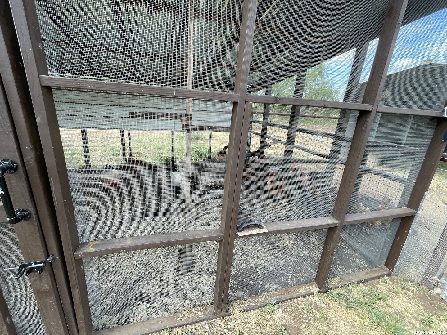 977 Private Road 1688 Moore TX 78057