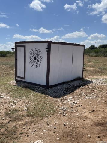 977 Private Road 1688 Moore TX 78057