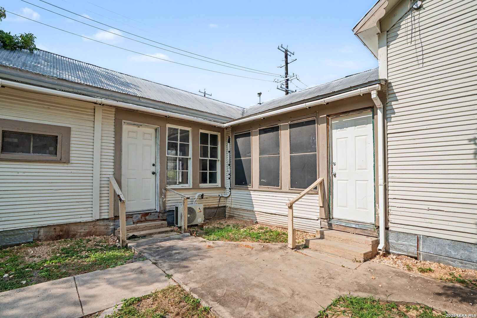 11609 Castro Lacoste TX 78039