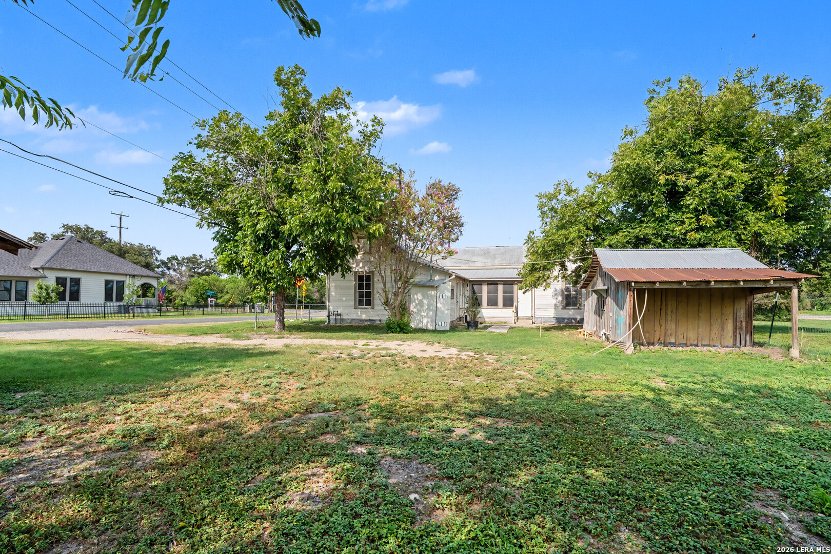 11609 Castro Lacoste TX 78039
