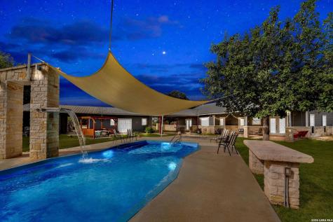 14805 Ladd Road Atascosa TX 78002