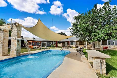 14805 Ladd Road Atascosa TX 78002