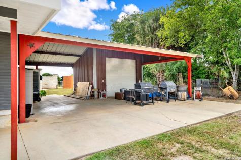 14805 Ladd Road Atascosa TX 78002
