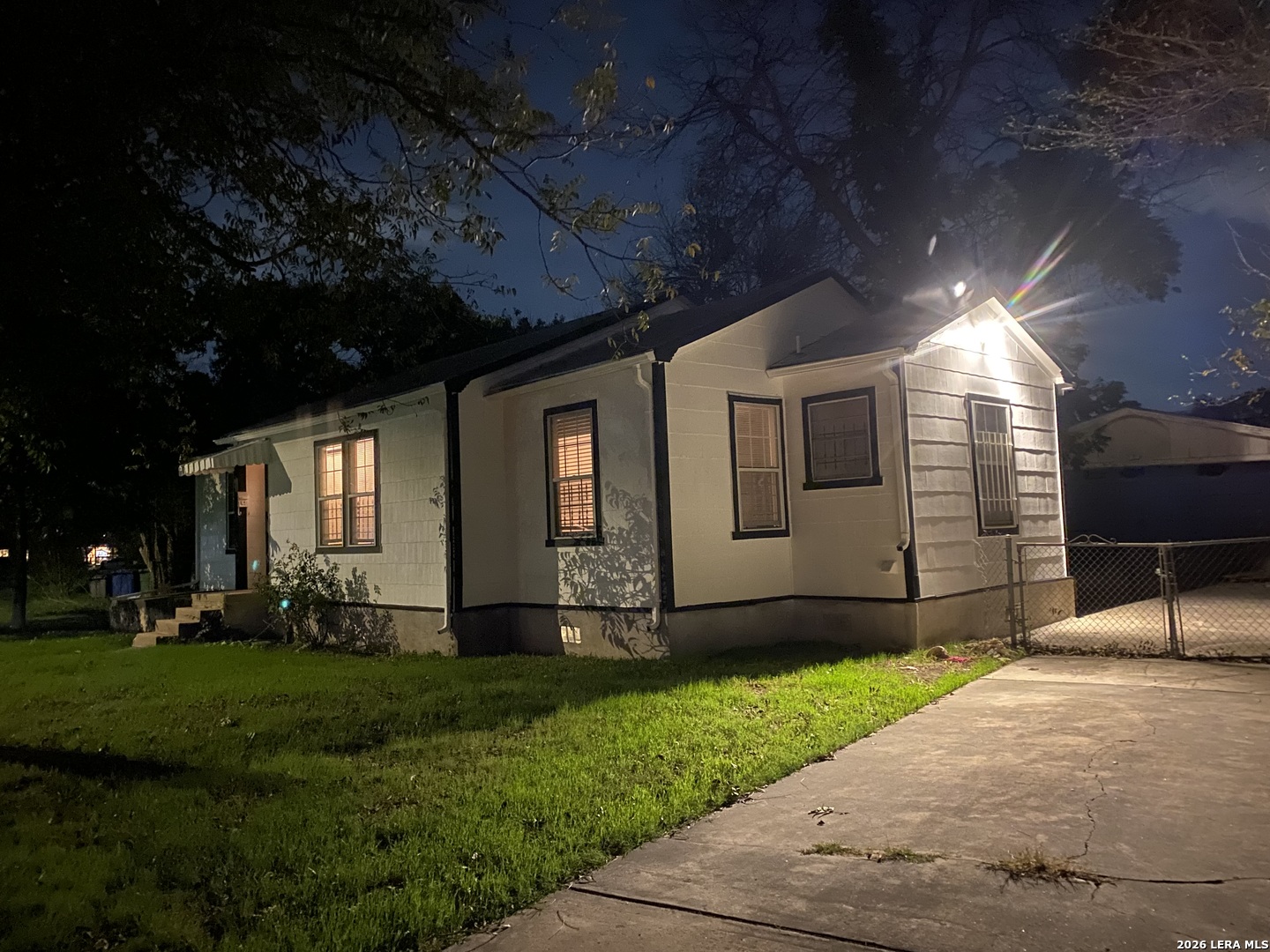 2506 W Mulberry San Antonio TX 78228