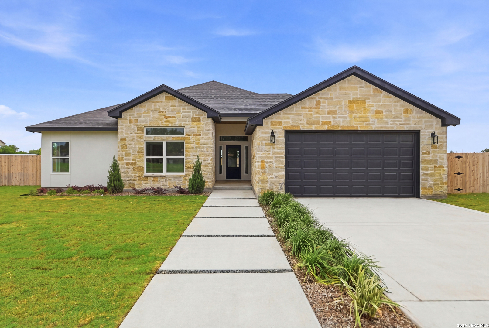 705 34th Street Hondo TX 78861