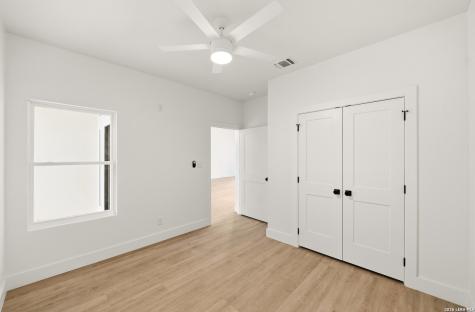 705 34th Street Hondo TX 78861