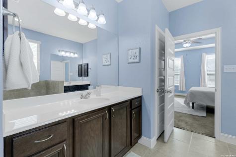 9818 Bricewood Oak San Antonio TX 78254