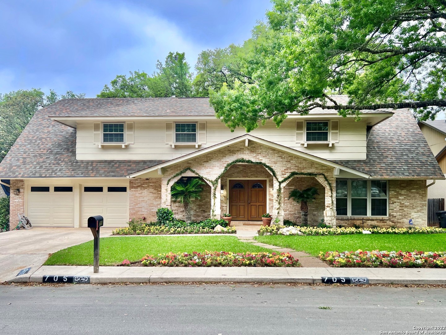 705 Arizona Ash Street San Antonio TX 78232