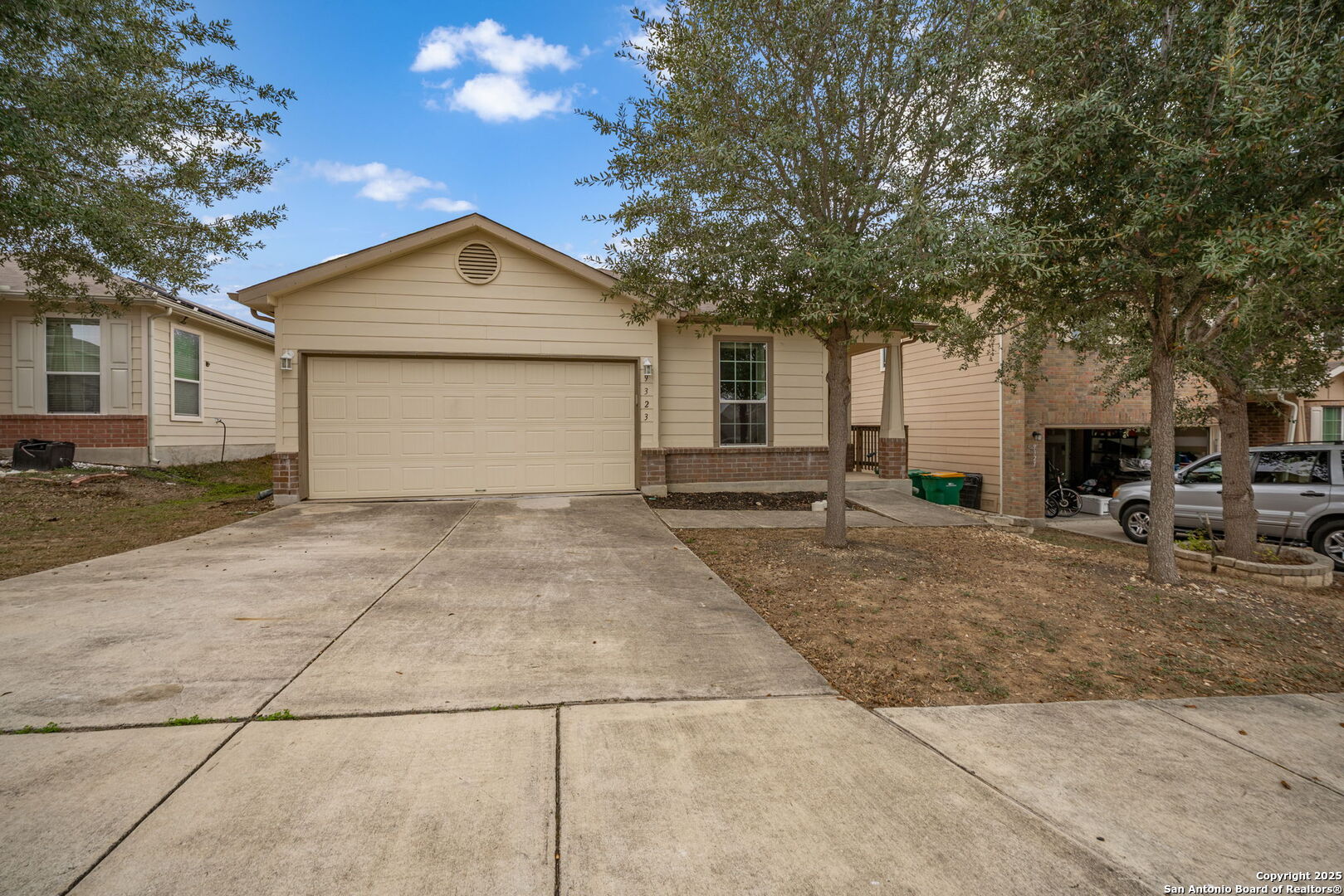 9323 Fisherman Port Converse TX 78109