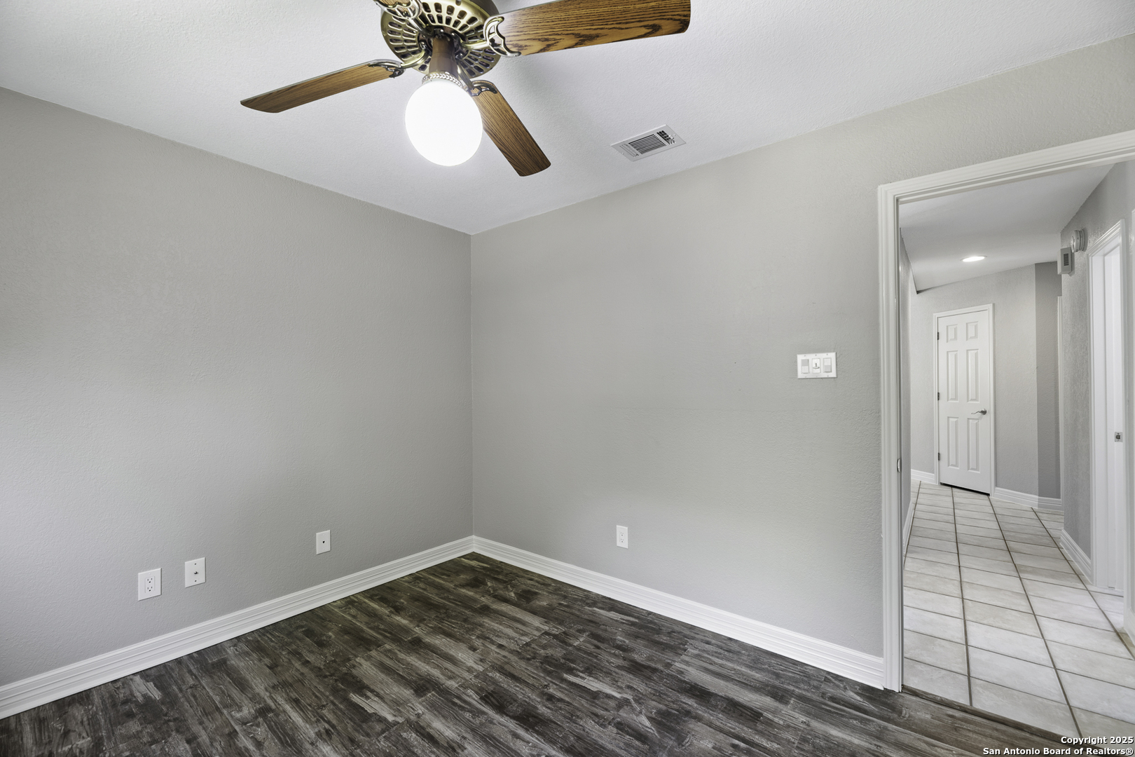 9400 Woodland Hills San Antonio TX 78250