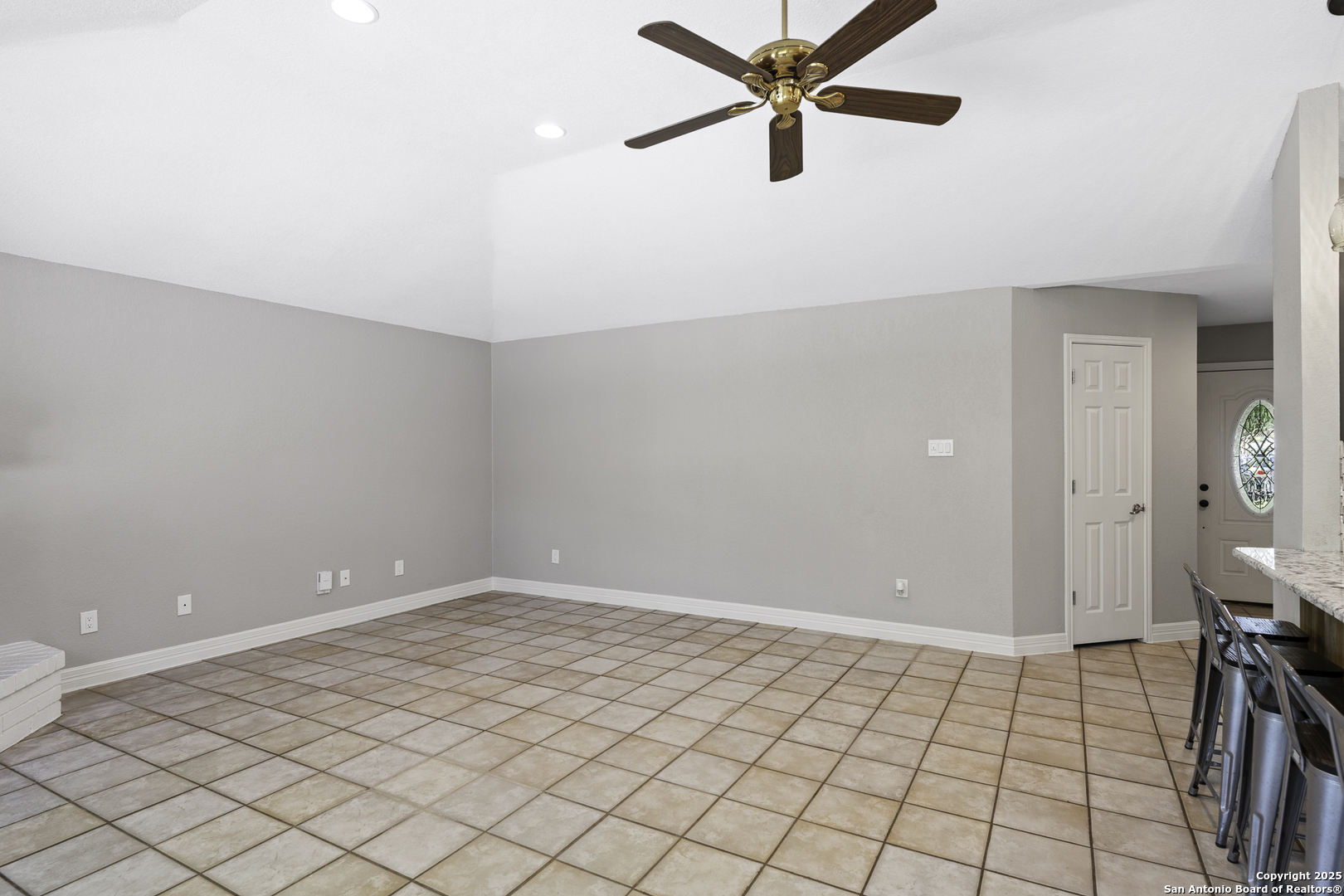 9400 Woodland Hills San Antonio TX 78250