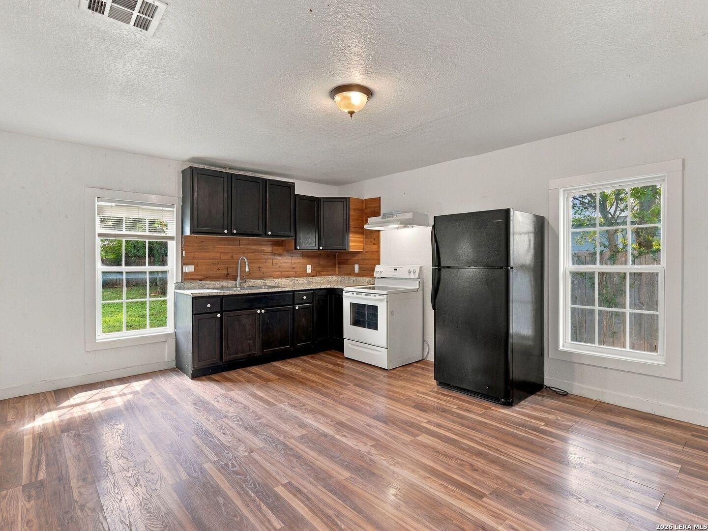 2553 W San Antonio Street New Braunfels TX 78130