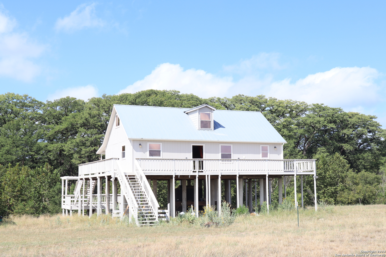 14949 Tx-16 N Medina TX 78055