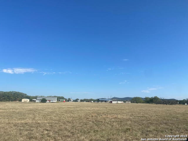 14949 Tx-16 N Medina TX 78055