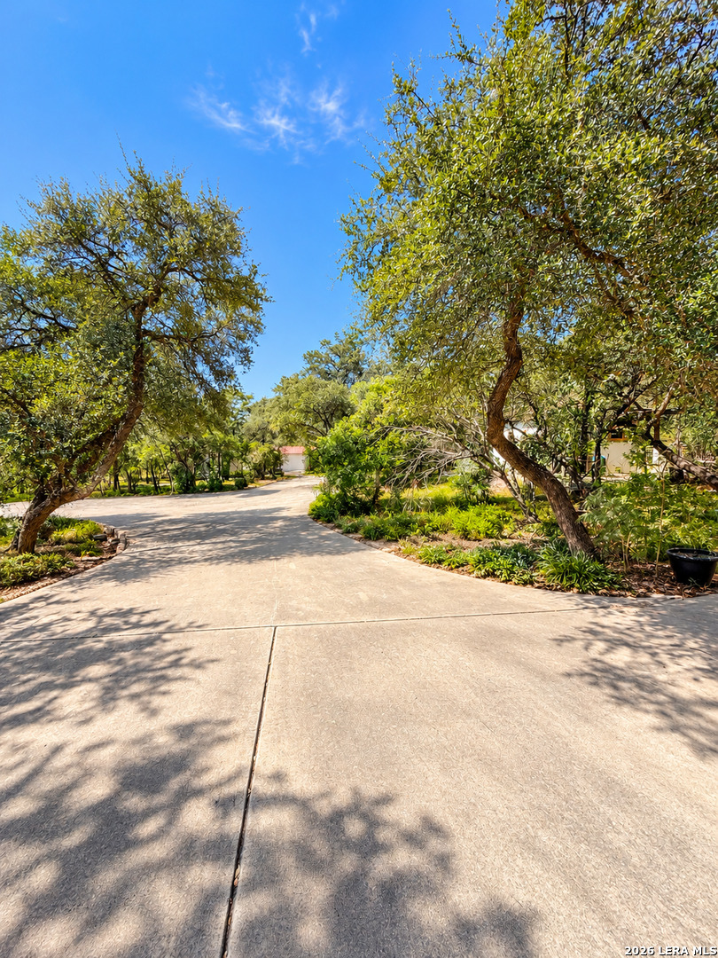17631 Frank Madla Road Helotes TX 78023