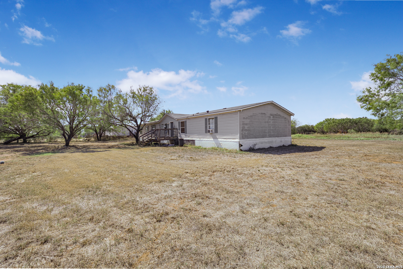 381 Bluefield Pleasanton TX 78064