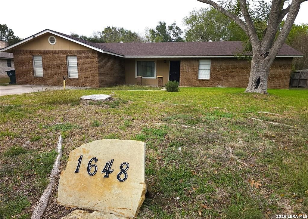 1648 Eastwood Drive Seguin TX 78155
