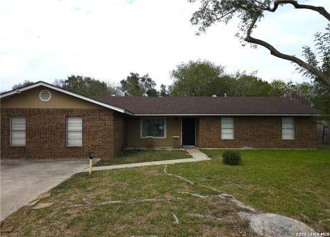 1648 Eastwood Drive Seguin TX 78155