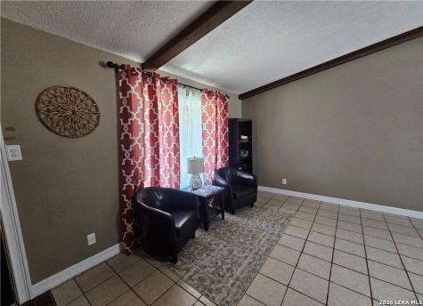 1648 Eastwood Drive Seguin TX 78155