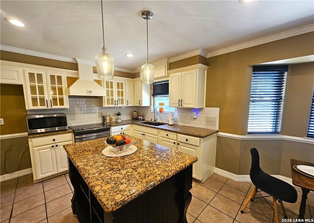 1648 Eastwood Drive Seguin TX 78155