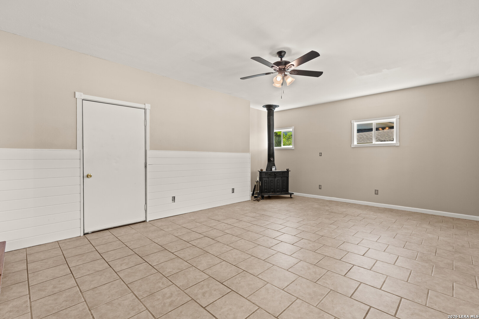904 Country Road Blanco TX 78606