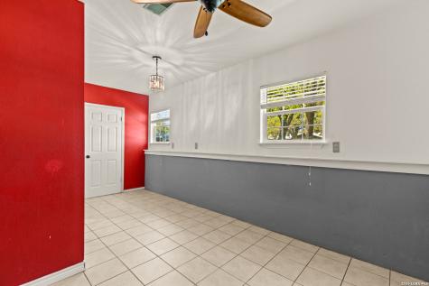 904 Country Road Blanco TX 78606