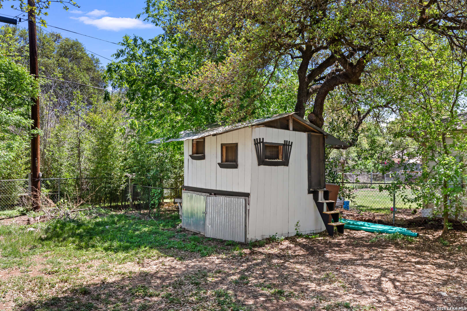 904 Country Road Blanco TX 78606