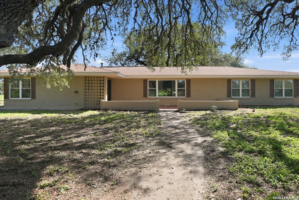 955 S Highway 37 Access George West TX 78022