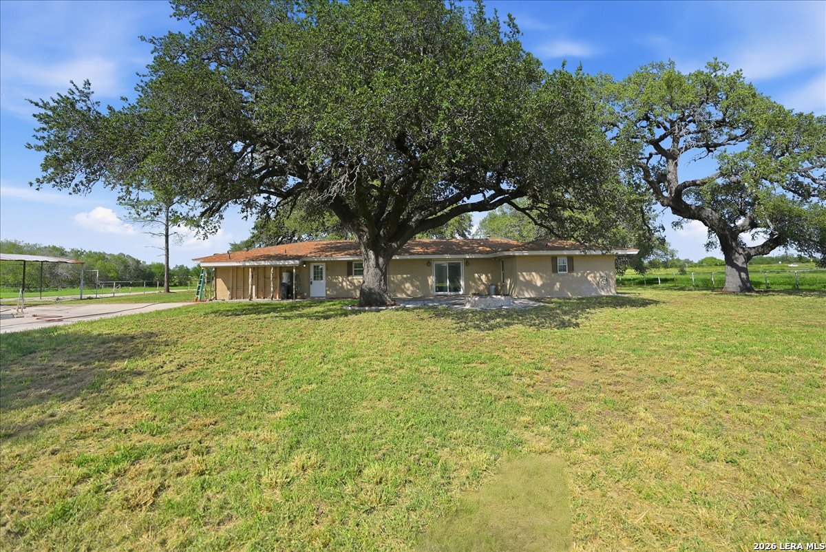 955 S Highway 37 Access George West TX 78022