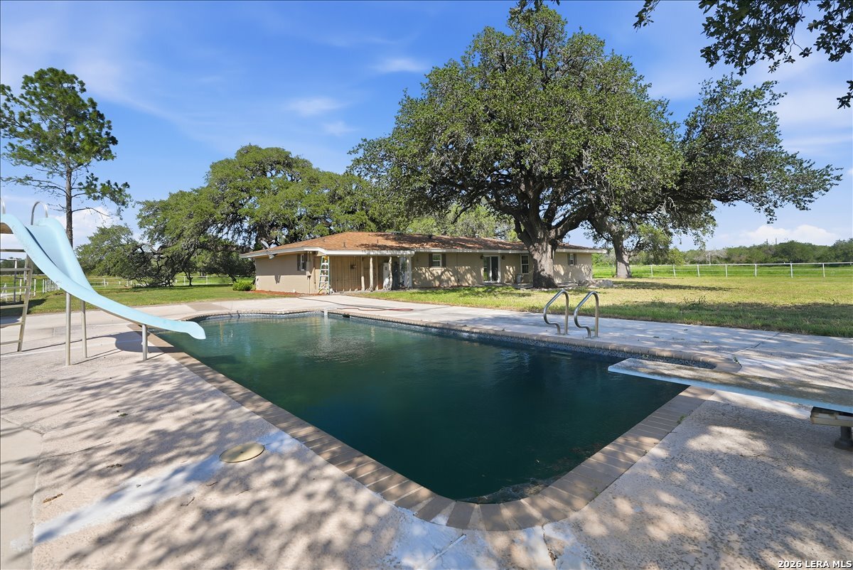 955 S Highway 37 Access George West TX 78022