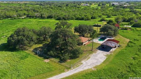 955 S Highway 37 Access George West TX 78022