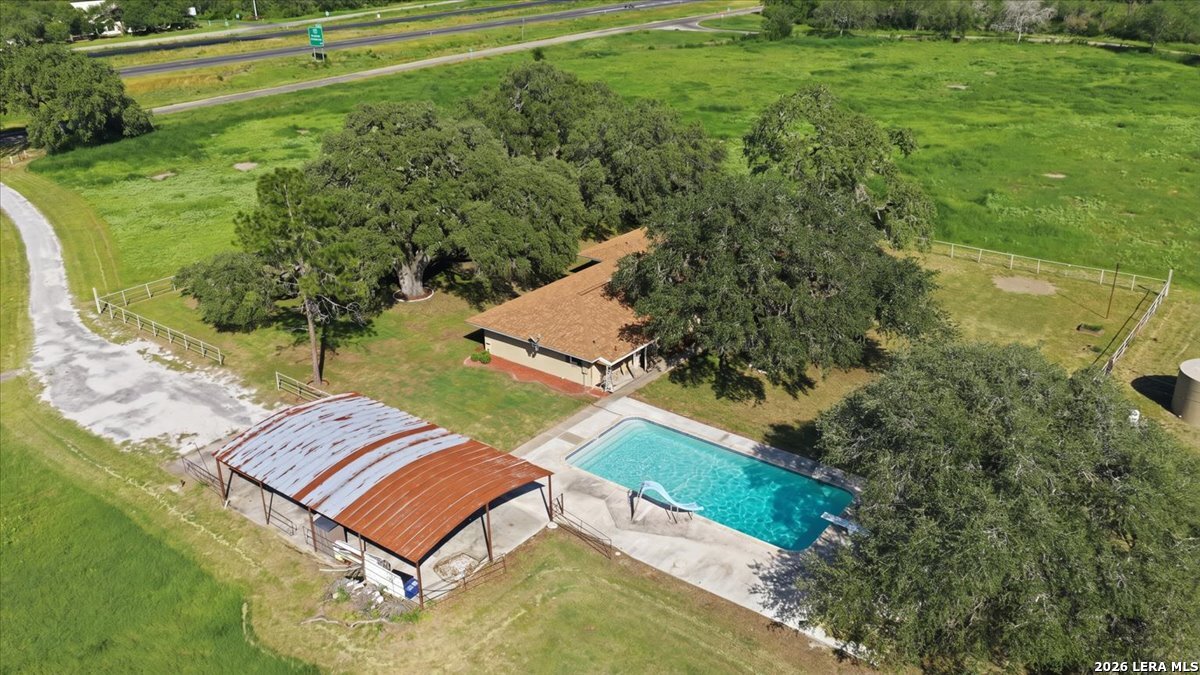 955 S Highway 37 Access George West TX 78022