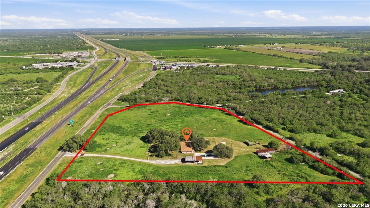 955 S Highway 37 Access George West TX 78022