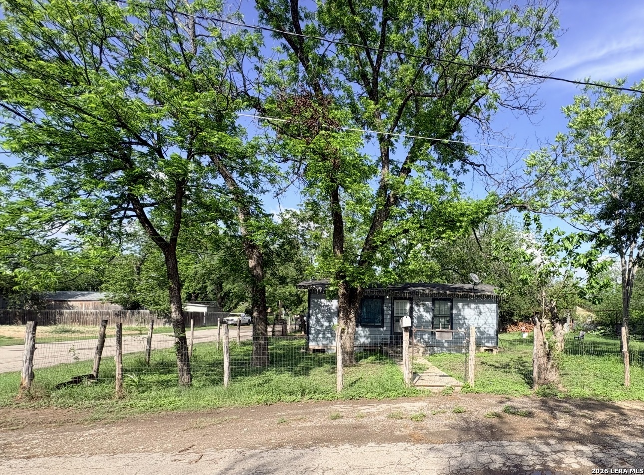 500 Margarita Street Uvalde TX 78801