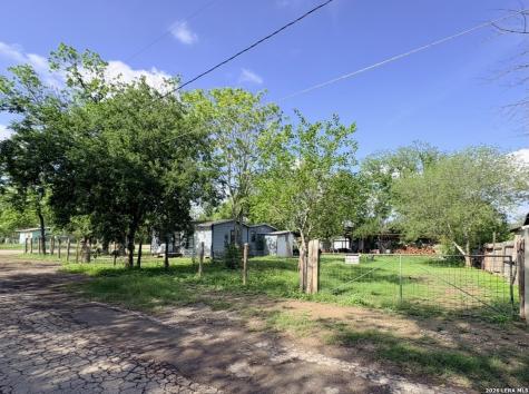 500 Margarita Street Uvalde TX 78801