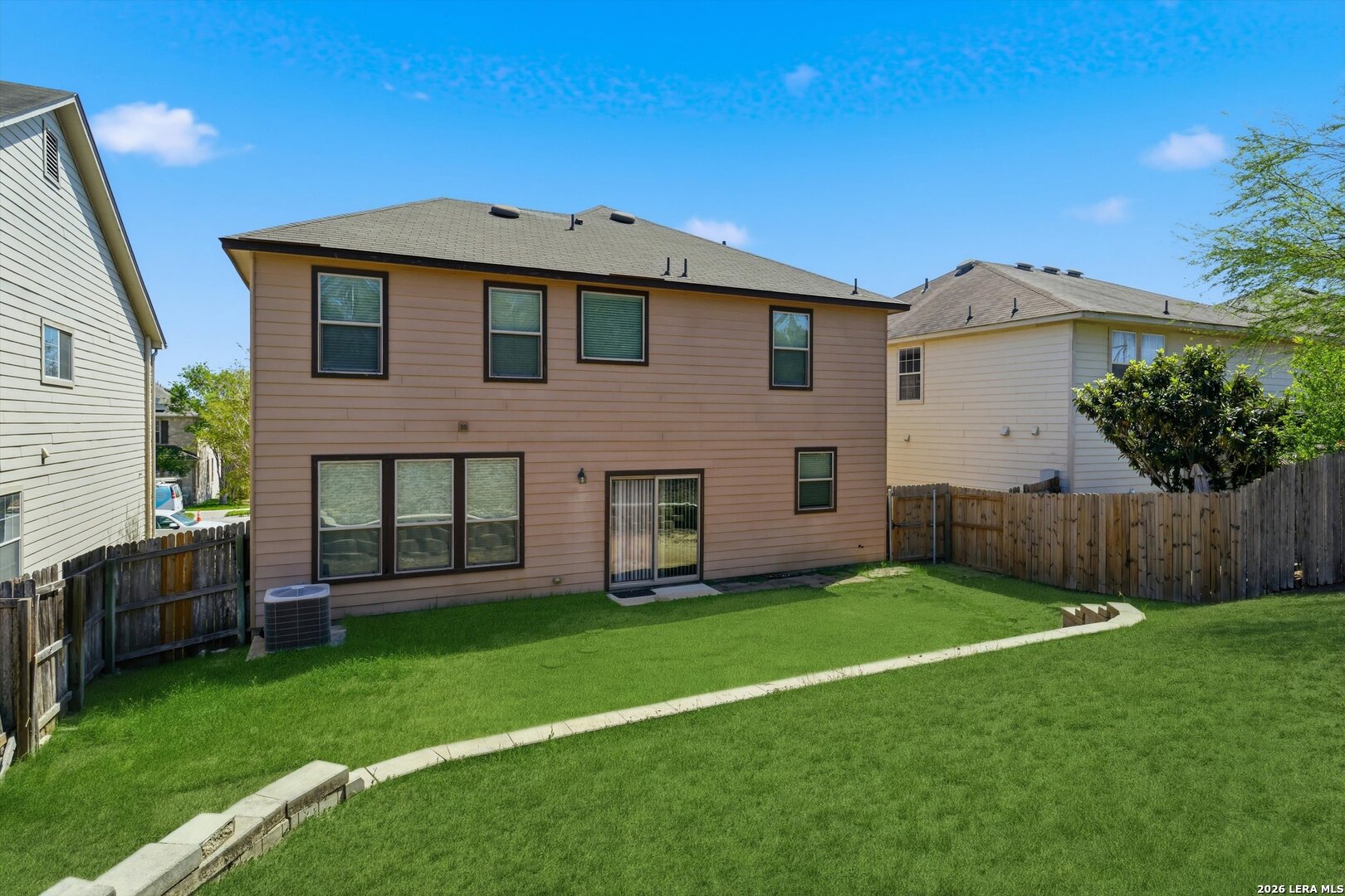 7121 Avery Live Oak TX 78233