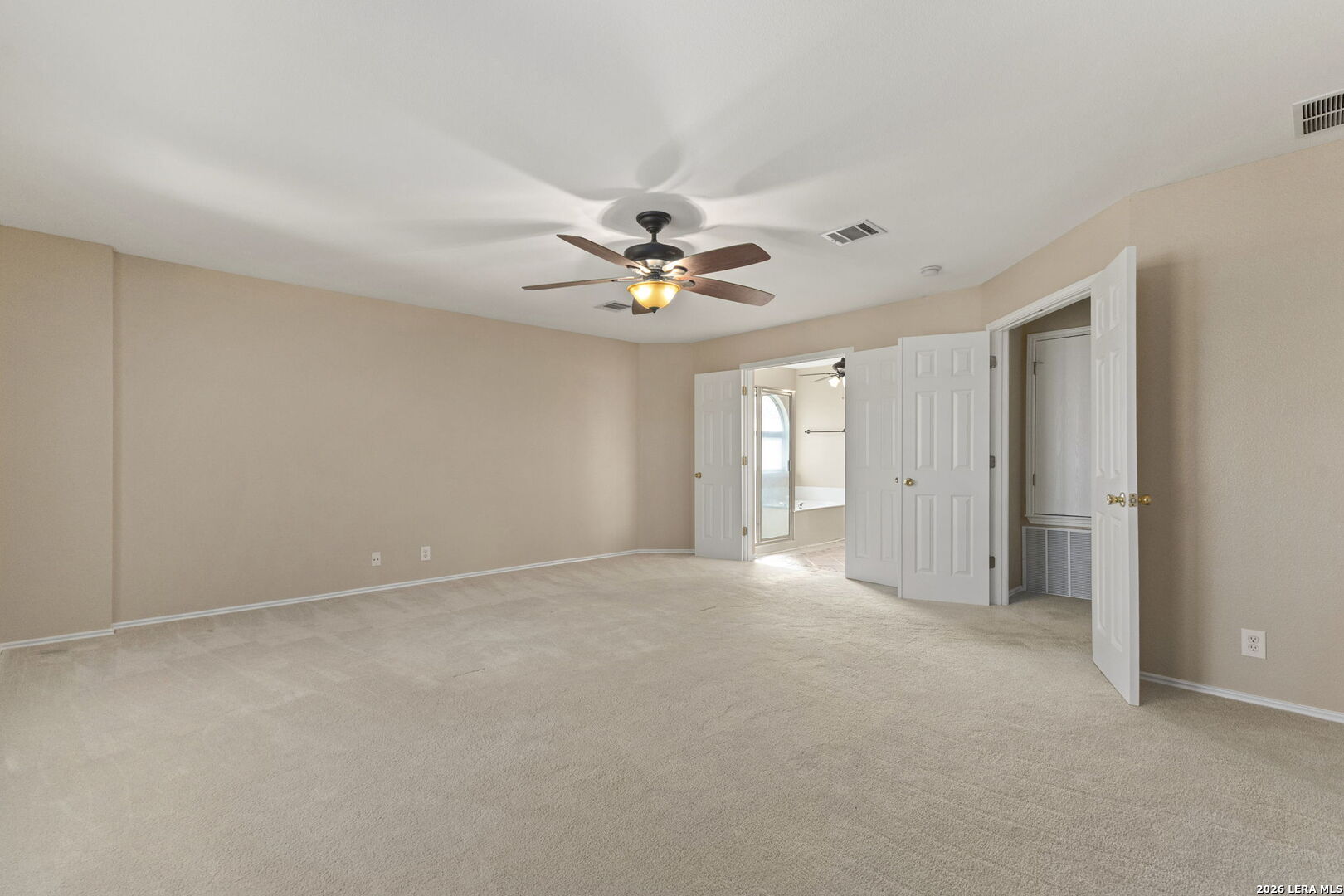 8012 Eagle Peak Helotes TX 78023