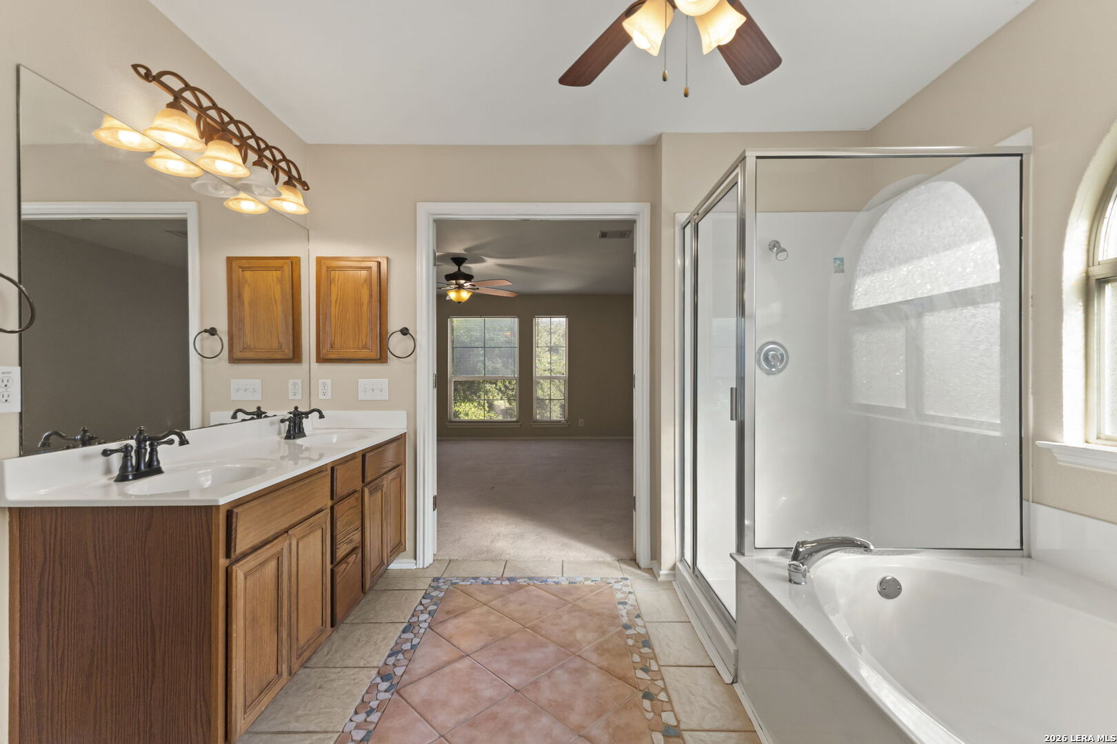 8012 Eagle Peak Helotes TX 78023
