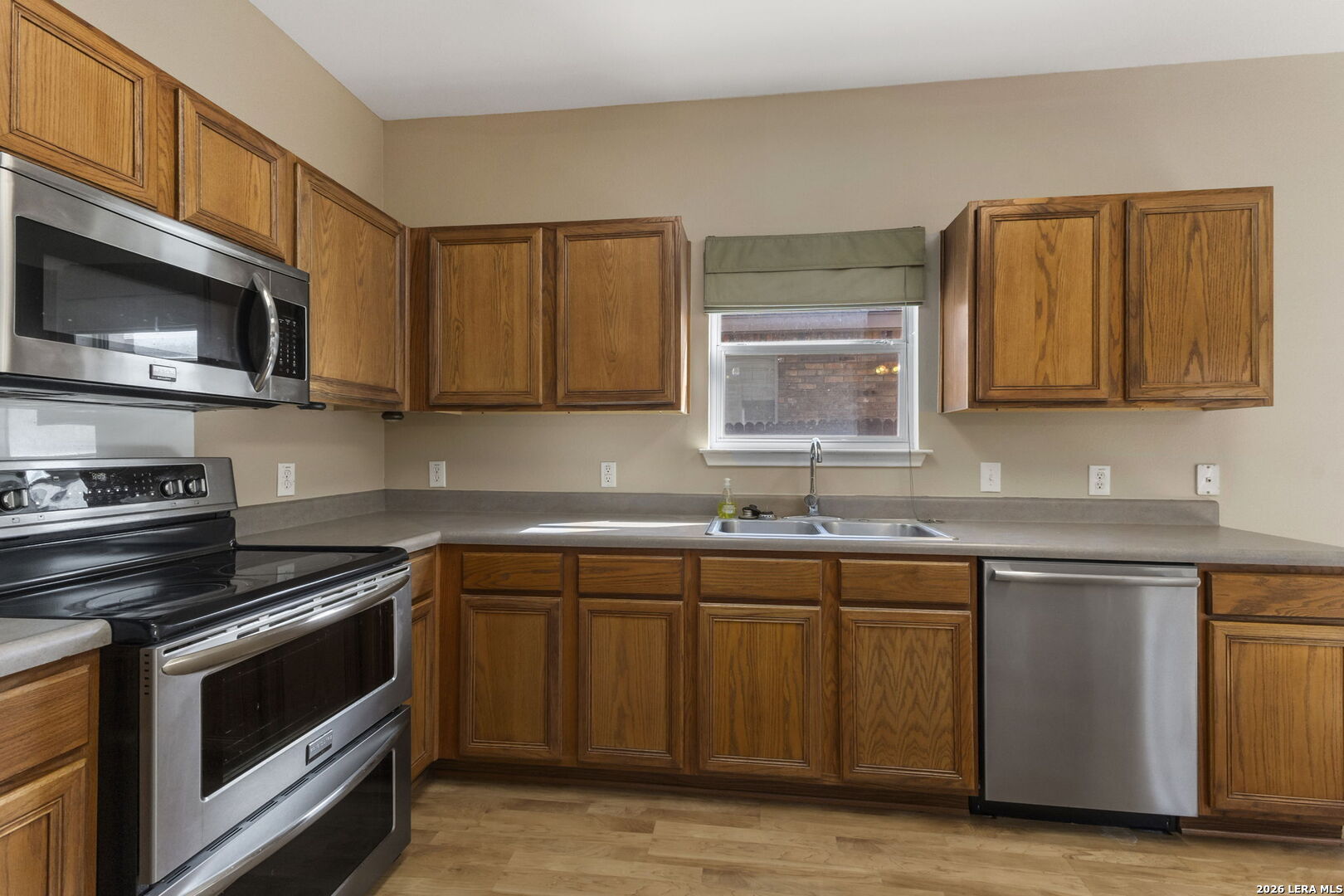 8012 Eagle Peak Helotes TX 78023