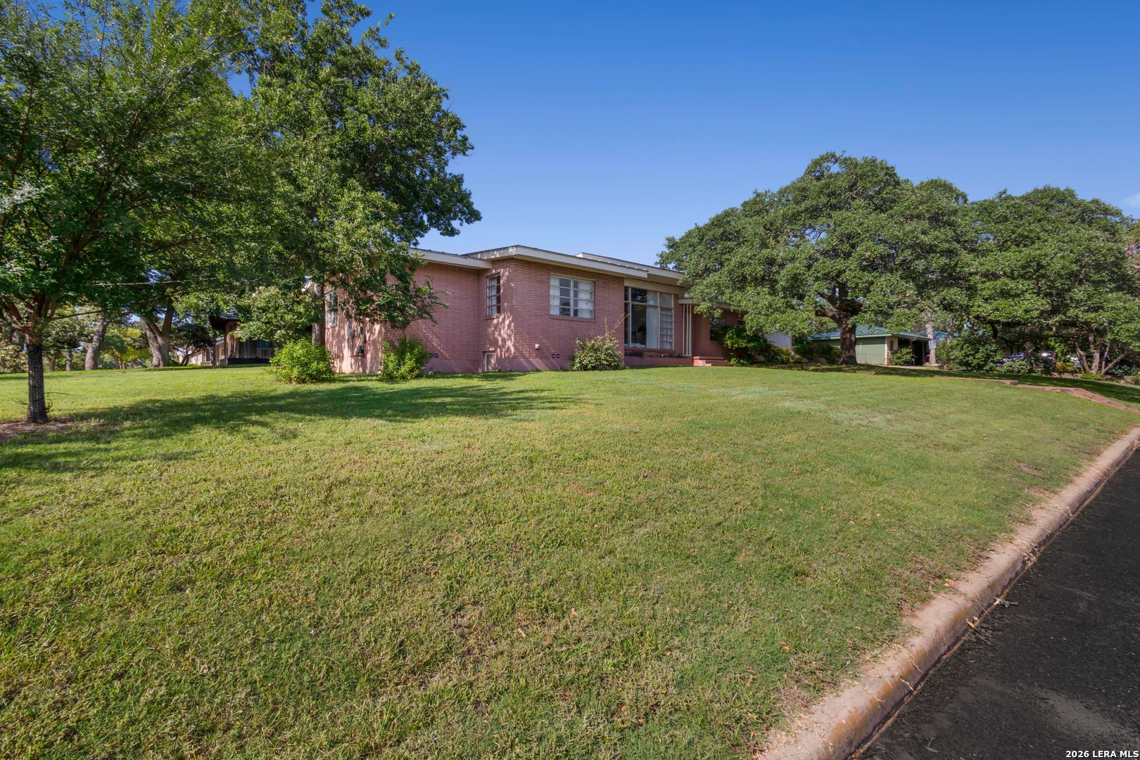 207 Walnut Street Fredericksburg TX 78624