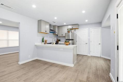 4843 Tennyson San Antonio TX 78217
